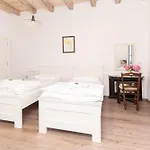 Koraceva Kuca Guest house 3*